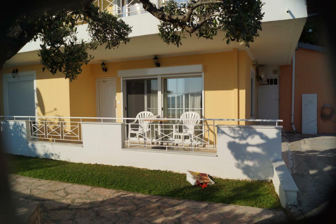Τhe Sunny Apartments Igoumenitsa Exterior foto